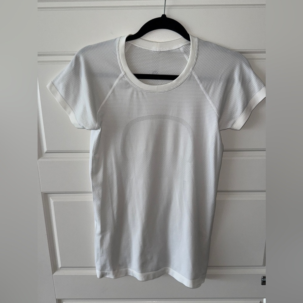 Lululemon White Short Sleeve Swiftly